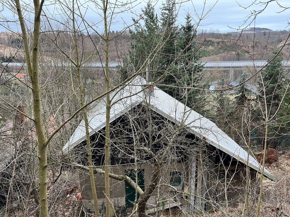 Predaj rekreačného objektu 33 m², pozemok 409 m², Skokanovo, Kaliště, Středočeský kraj Predaj rekreačného objektu 33 m², pozemok 409 m², Skokanovo, Kaliště, Středočeský kraj