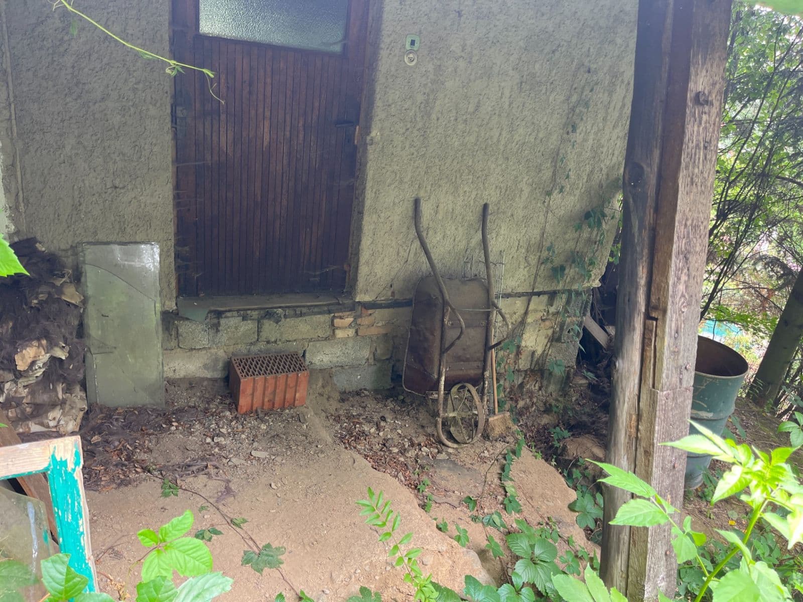 Predaj rekreačného objektu 33 m², pozemok 409 m², Skokanovo, Kaliště, Středočeský kraj Predaj rekreačného objektu 33 m², pozemok 409 m², Skokanovo, Kaliště, Středočeský kraj