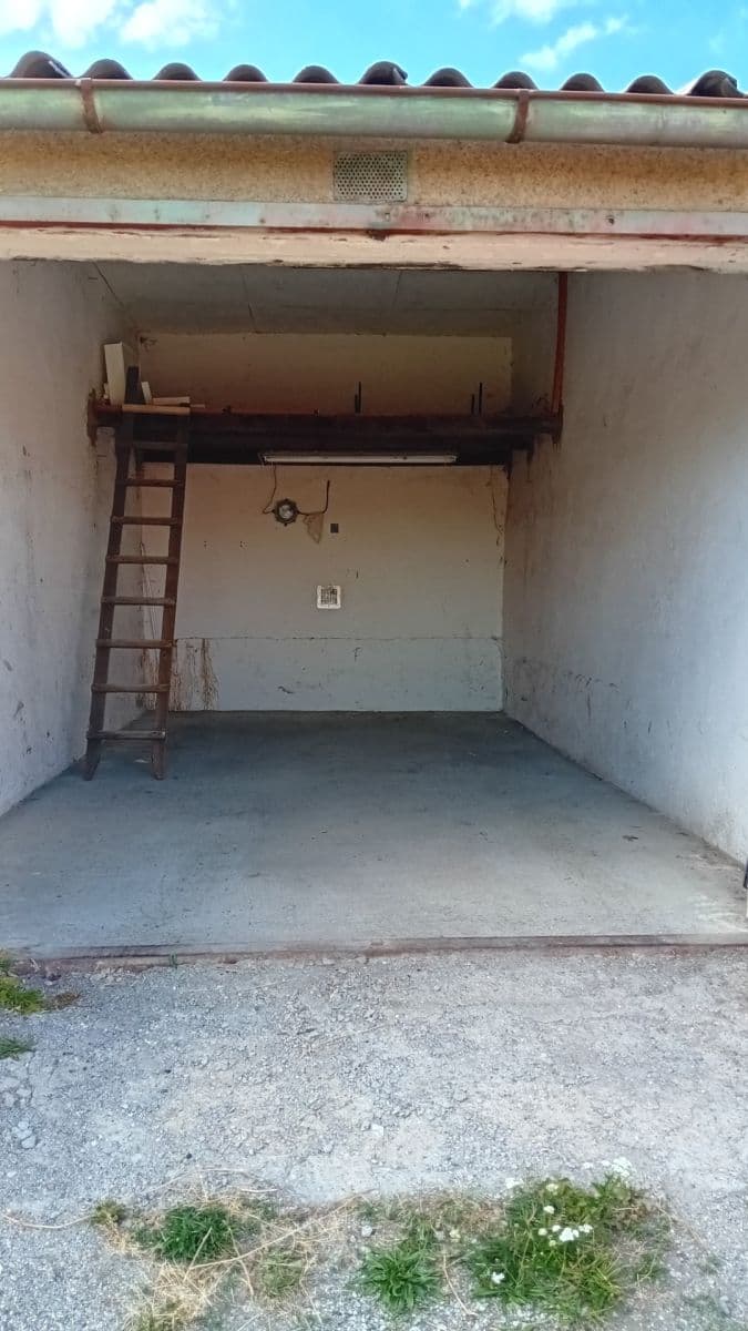 Predaj garáže 23 m², Mníšek pod Brdy, Středočeský kraj Predaj garáže 23 m², Mníšek pod Brdy, Středočeský kraj