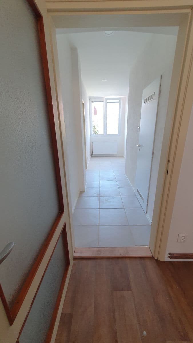 Prenájom bytu 2-izbový 70 m², Vrchlického, Plzeň, Plzeňský kraj Prenájom bytu 2-izbový 70 m², Vrchlického, Plzeň, Plzeňský kraj