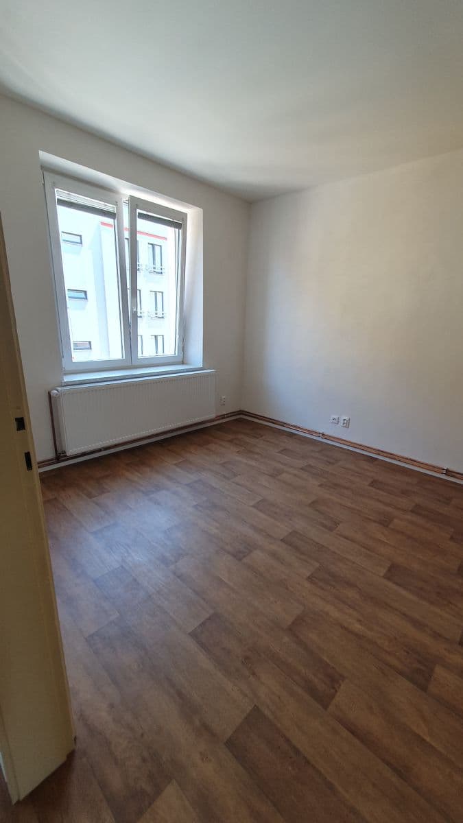 Prenájom bytu 2-izbový 70 m², Vrchlického, Plzeň, Plzeňský kraj Prenájom bytu 2-izbový 70 m², Vrchlického, Plzeň, Plzeňský kraj