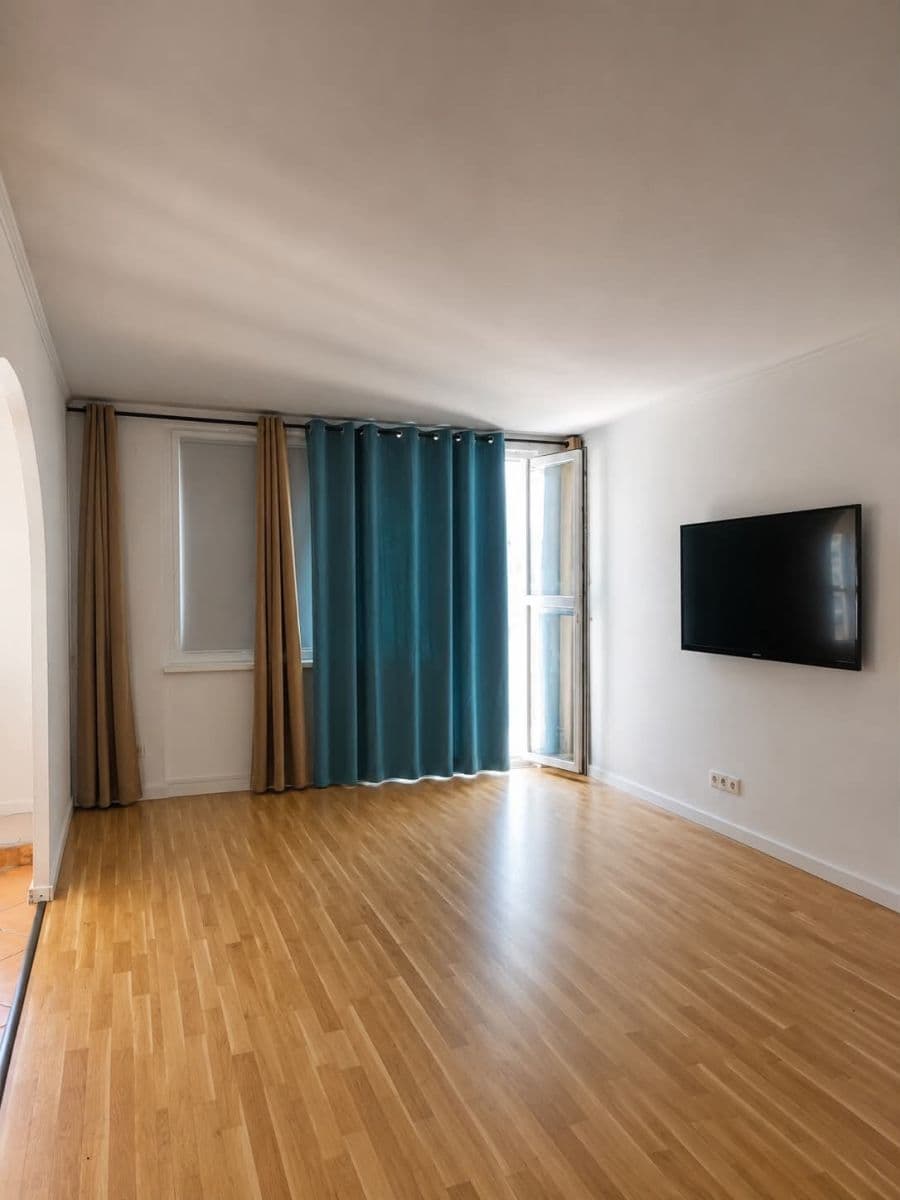Prenájom bytu 4-izbový 100 m², Chalabalova, Praha, Praha Prenájom bytu 4-izbový 100 m², Chalabalova, Praha, Praha