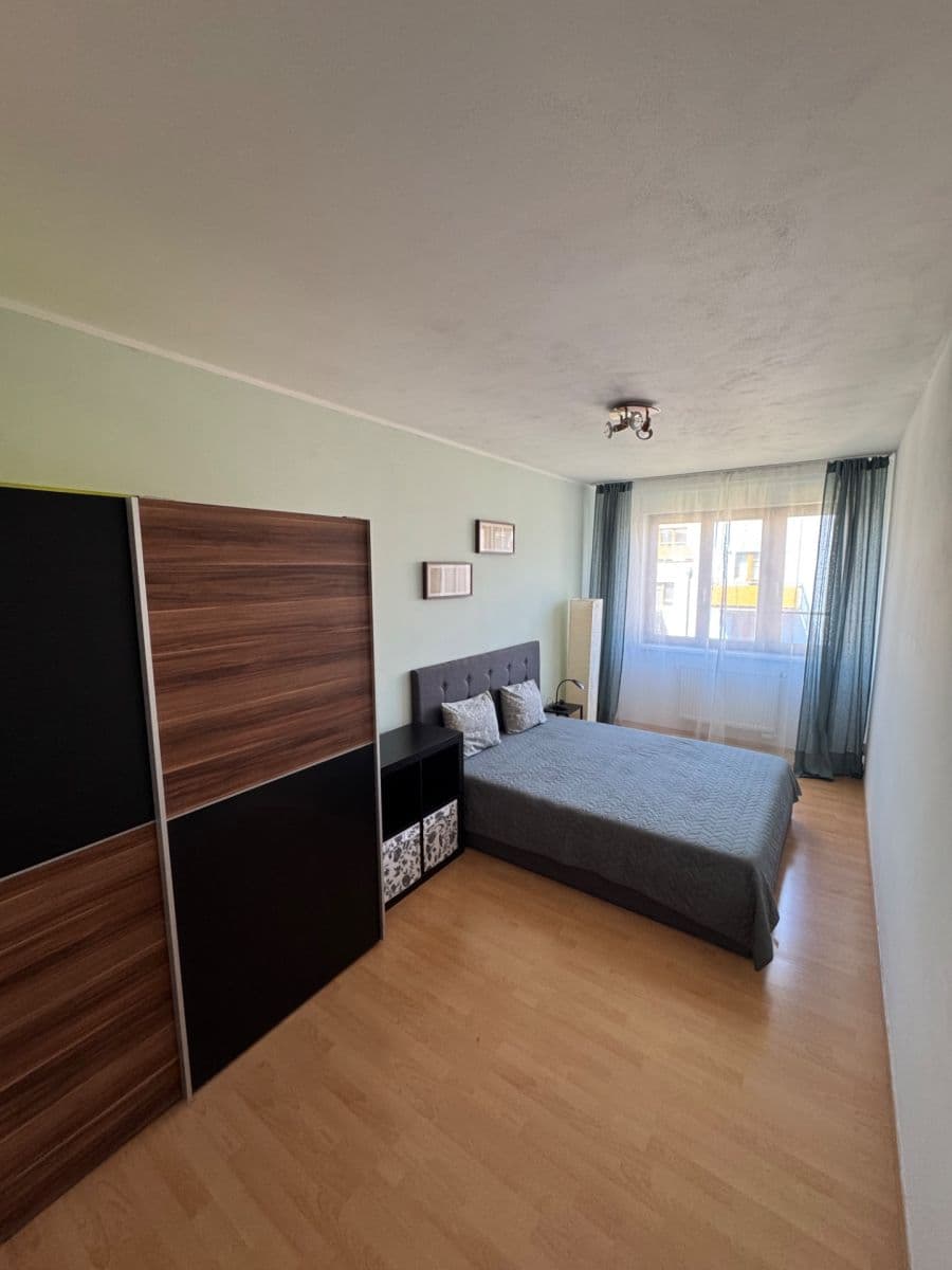 Prenájom bytu 2-izbový 54 m², Vladycká, Praha, Praha Prenájom bytu 2-izbový 54 m², Vladycká, Praha, Praha