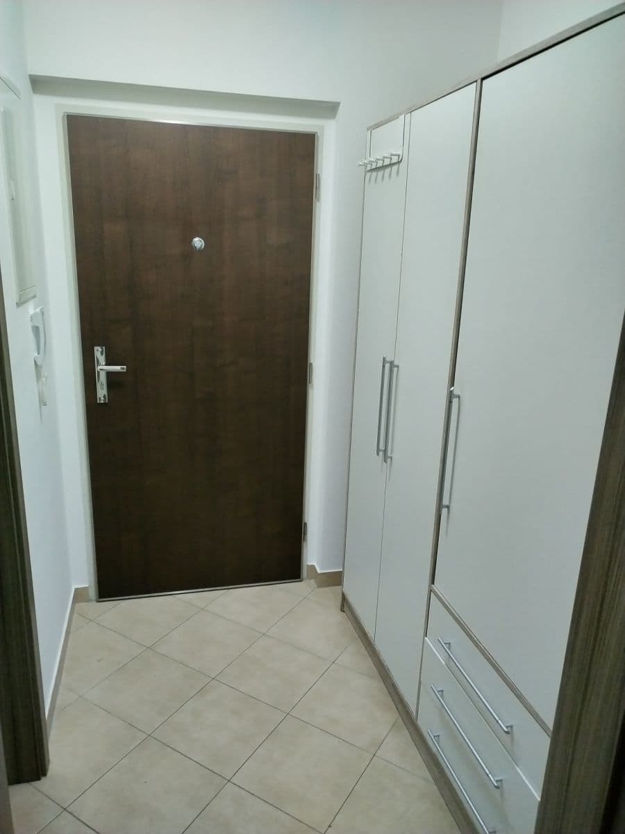 Prenájom bytu 1-izbový 26 m², Kadečkové, Praha, Praha Prenájom bytu 1-izbový 26 m², Kadečkové, Praha, Praha