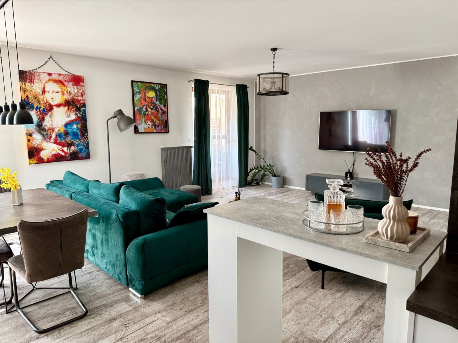 Predaj bytu 3-izbový 110 m², Lomená, Zbuzany, Středočeský kraj Predaj bytu 3-izbový 110 m², Lomená, Zbuzany, Středočeský kraj