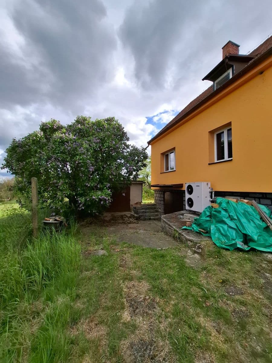 Predaj domu 178 m², pozemok 1.514 m², Nalžovice, Středočeský kraj Predaj domu 178 m², pozemok 1.514 m², Nalžovice, Středočeský kraj