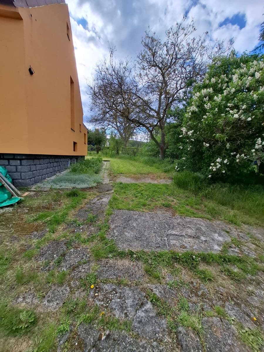 Predaj domu 178 m², pozemok 1.514 m², Nalžovice, Středočeský kraj Predaj domu 178 m², pozemok 1.514 m², Nalžovice, Středočeský kraj