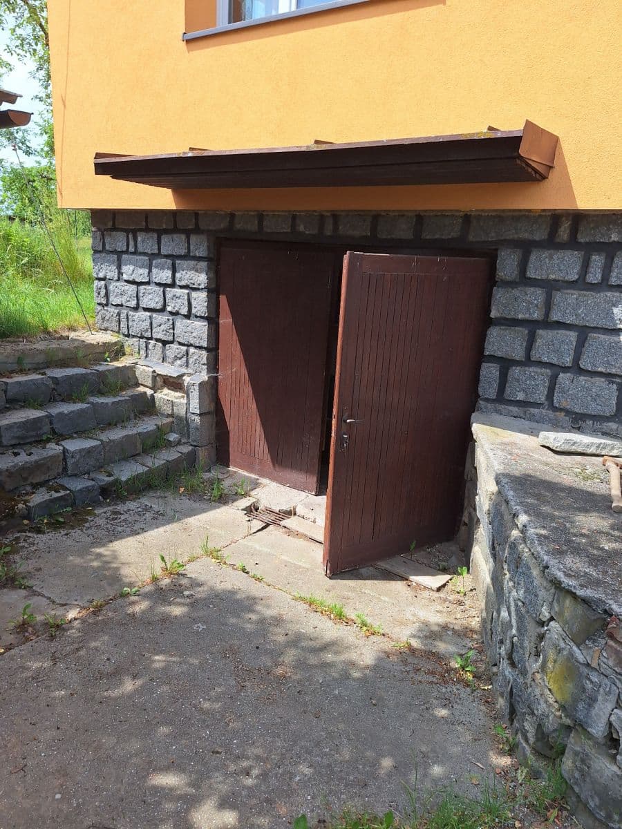 Predaj domu 178 m², pozemok 1.514 m², Nalžovice, Středočeský kraj Predaj domu 178 m², pozemok 1.514 m², Nalžovice, Středočeský kraj
