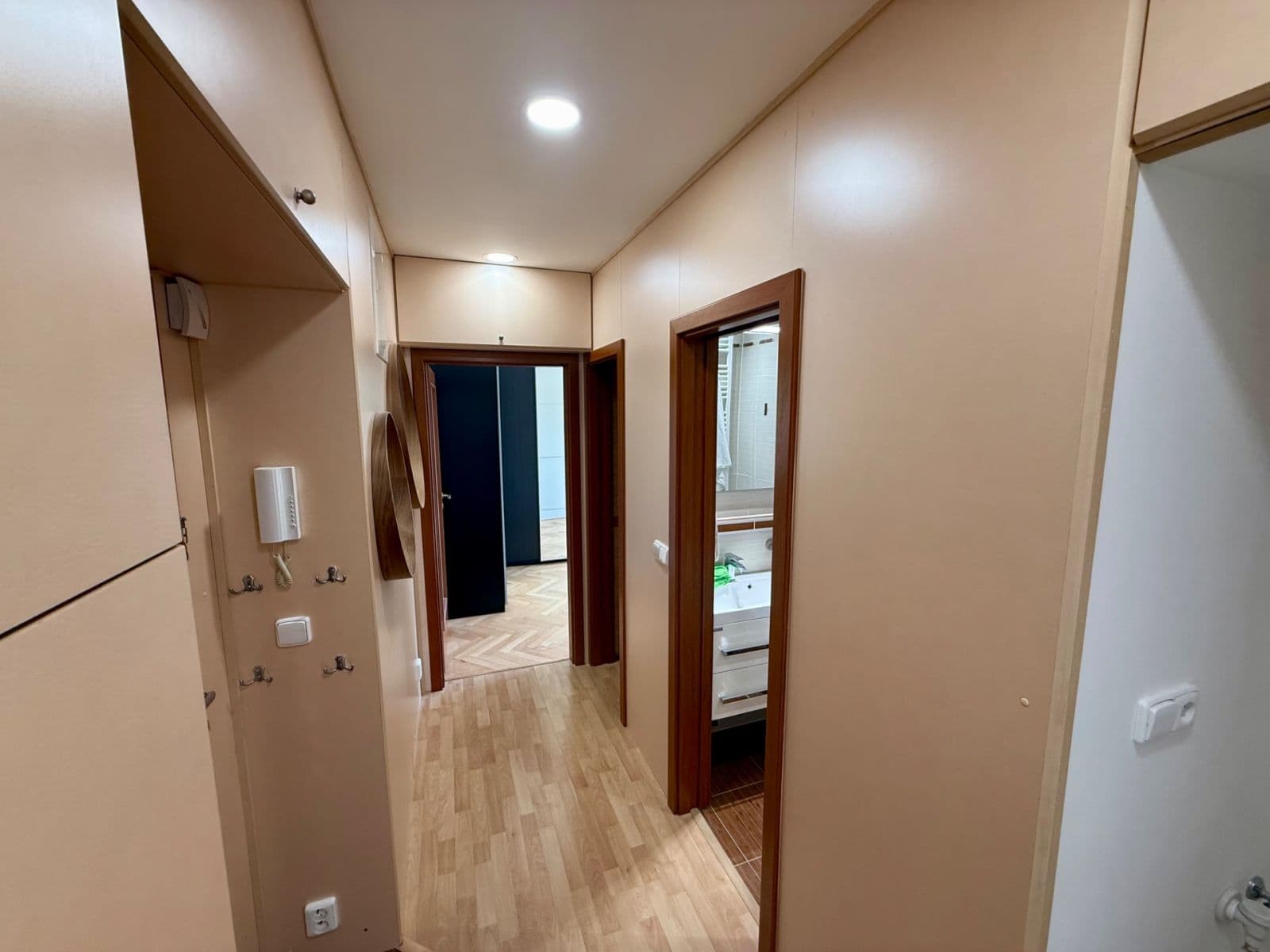 Predaj bytu 2-izbový 53 m², Roztylské náměstí, Praha, Praha Predaj bytu 2-izbový 53 m², Roztylské náměstí, Praha, Praha