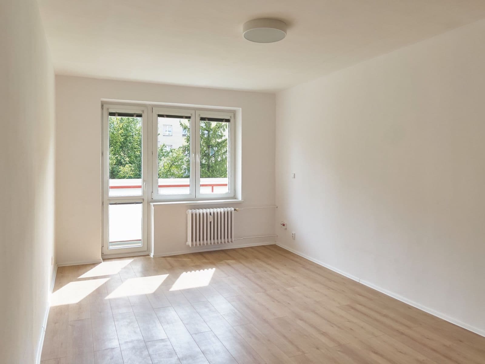 Prenájom bytu 2-izbový 55 m², Kopernikova, Třinec, Moravskoslezský kraj Prenájom bytu 2-izbový 55 m², Kopernikova, Třinec, Moravskoslezský kraj