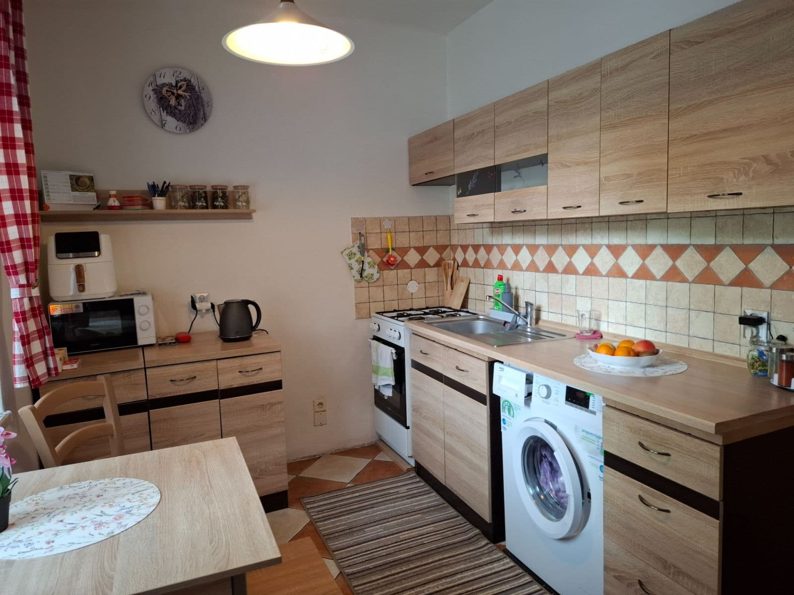 Predaj bytu 3-izbový 61 m², Emila Holuba, Havířov, Moravskoslezský kraj Predaj bytu 3-izbový 61 m², Emila Holuba, Havířov, Moravskoslezský kraj