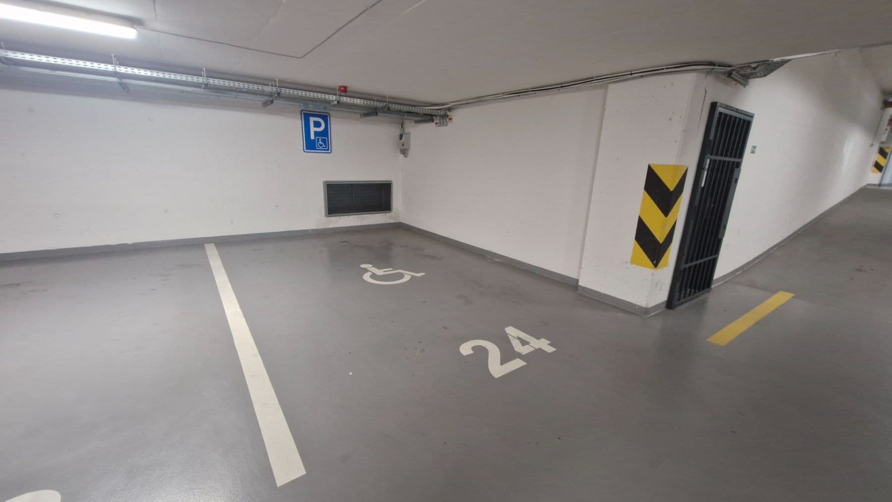 Prenájom bytu 2-izbový 49 m², Jindřicha Bubeníčka, Praha, Praha Prenájom bytu 2-izbový 49 m², Jindřicha Bubeníčka, Praha, Praha