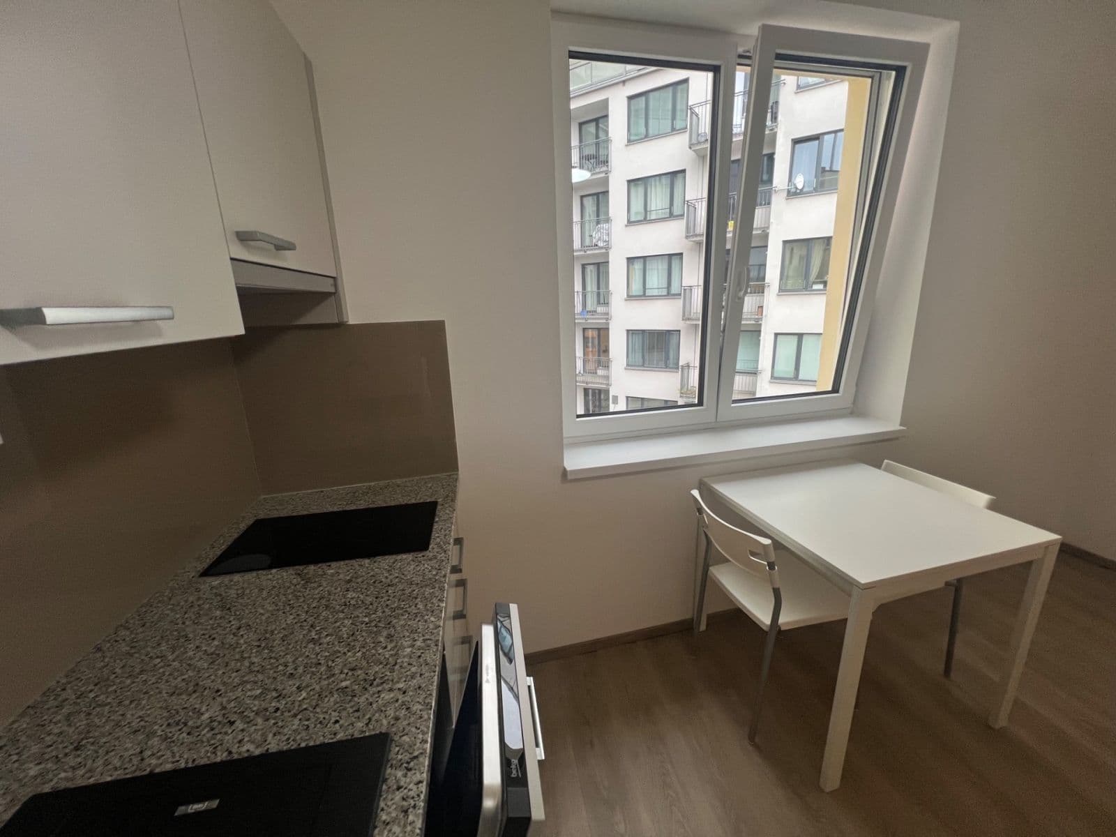 Prenájom bytu 1-izbový 30 m², Puškinova, Plzeň, Plzeňský kraj Prenájom bytu 1-izbový 30 m², Puškinova, Plzeň, Plzeňský kraj