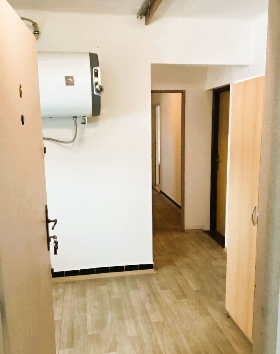 Prenájom bytu 2-izbový 64 m², Studenec, Liberecký kraj Prenájom bytu 2-izbový 64 m², Studenec, Liberecký kraj
