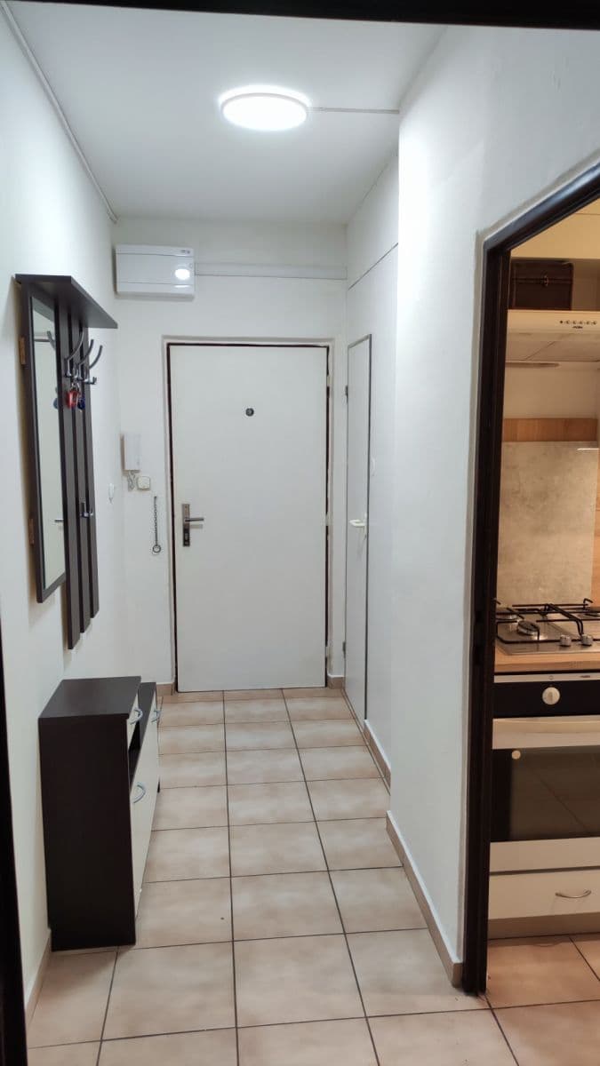 Prenájom bytu 2-izbový 54 m², Okružní, Prostějov, Olomoucký kraj Prenájom bytu 2-izbový 54 m², Okružní, Prostějov, Olomoucký kraj