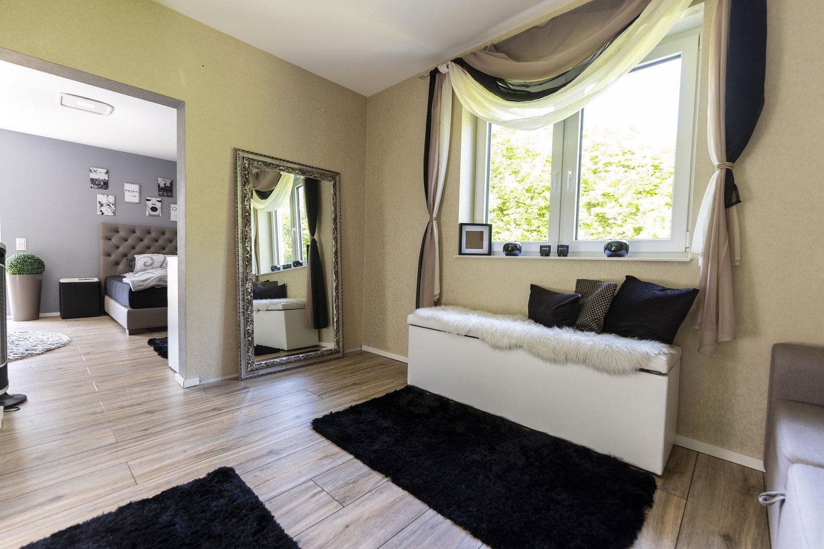 Predaj domu 367 m², pozemok 950 m², Hiddenhausen, Severné Porýnie - Westfálsko Predaj domu 367 m², pozemok 950 m², Hiddenhausen, Severné Porýnie - Westfálsko