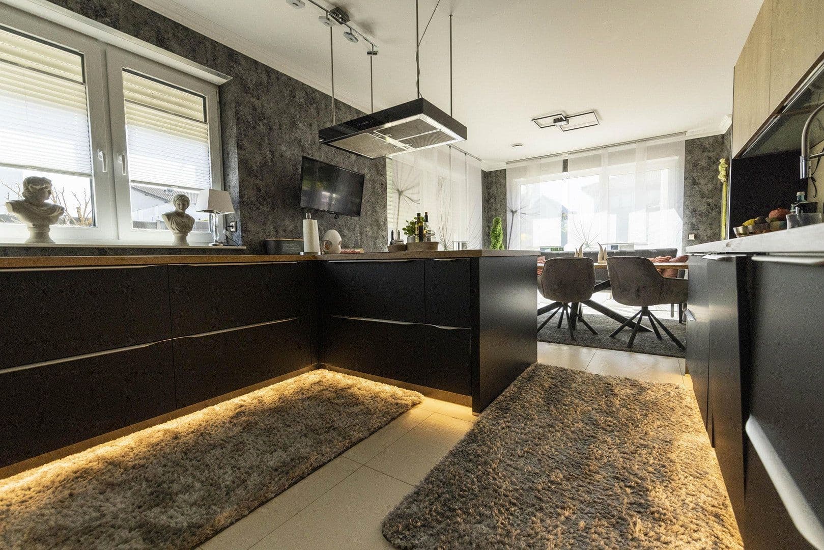 Predaj domu 367 m², pozemok 950 m², Hiddenhausen, Severné Porýnie - Westfálsko Predaj domu 367 m², pozemok 950 m², Hiddenhausen, Severné Porýnie - Westfálsko