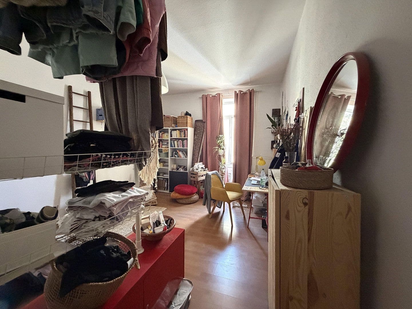 Prenájom bytu 3-izbový 98 m², Eckenheimer Landstraße 103, Frankfurt am Main, Hesensko Prenájom bytu 3-izbový 98 m², Eckenheimer Landstraße 103, Frankfurt am Main, Hesensko