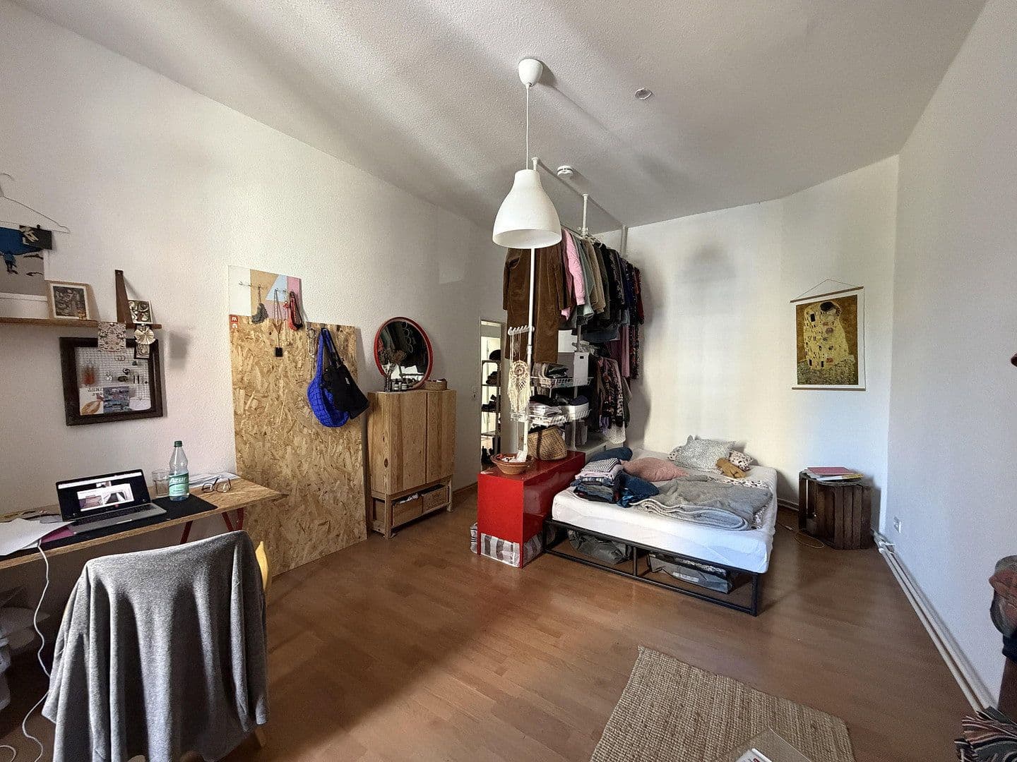 Prenájom bytu 3-izbový 98 m², Eckenheimer Landstraße 103, Frankfurt am Main, Hesensko Prenájom bytu 3-izbový 98 m², Eckenheimer Landstraße 103, Frankfurt am Main, Hesensko