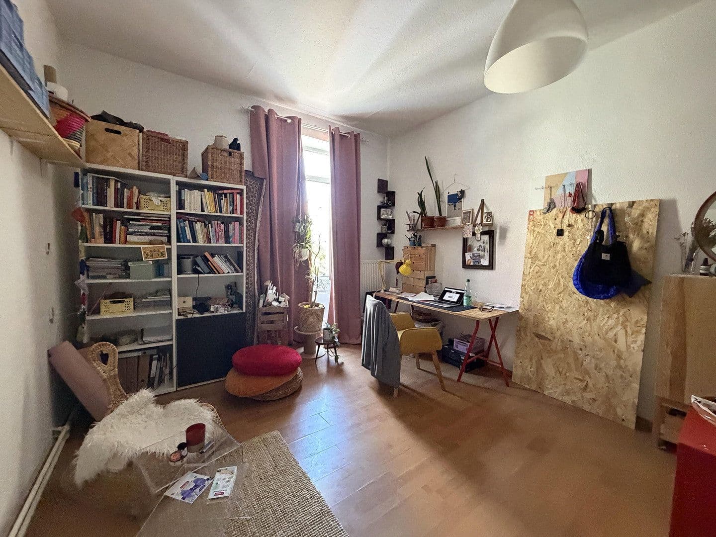 Prenájom bytu 3-izbový 98 m², Eckenheimer Landstraße 103, Frankfurt am Main, Hesensko Prenájom bytu 3-izbový 98 m², Eckenheimer Landstraße 103, Frankfurt am Main, Hesensko