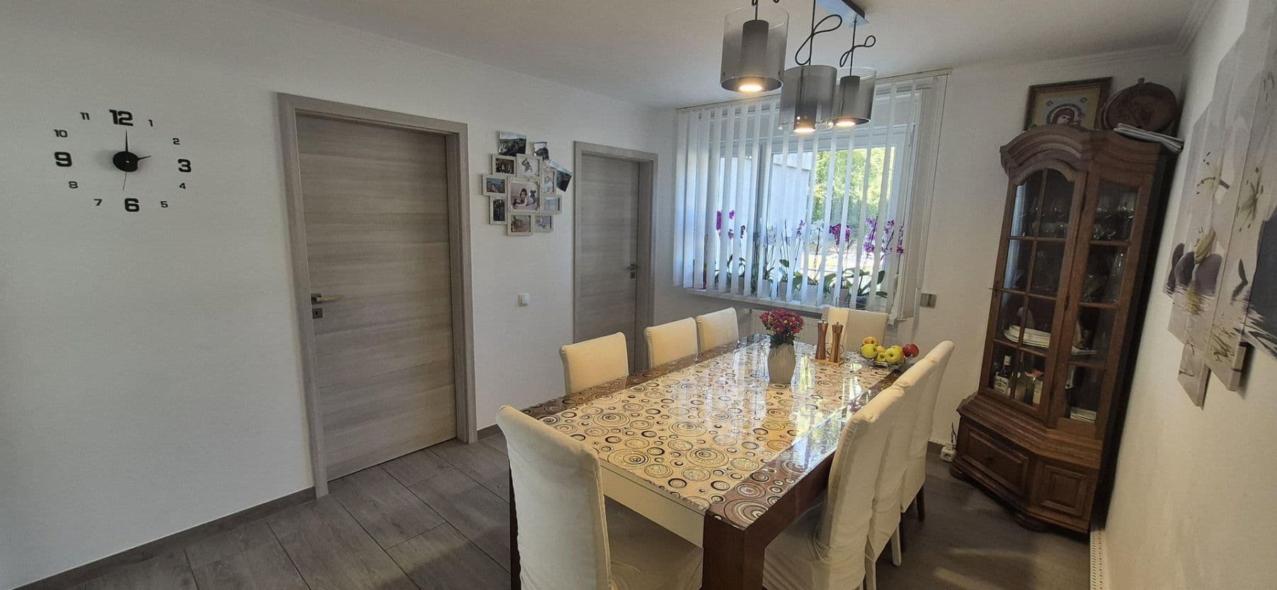 Predaj bytu 4-izbový 105 m², Mühlacker, Bádensko-Wurttembersko Predaj bytu 4-izbový 105 m², Mühlacker, Bádensko-Wurttembersko