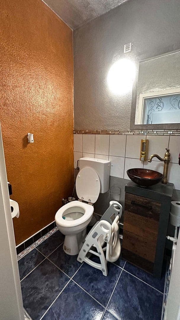 Predaj bytu 4-izbový 85 m², Duisburg, Severné Porýnie - Westfálsko Predaj bytu 4-izbový 85 m², Duisburg, Severné Porýnie - Westfálsko