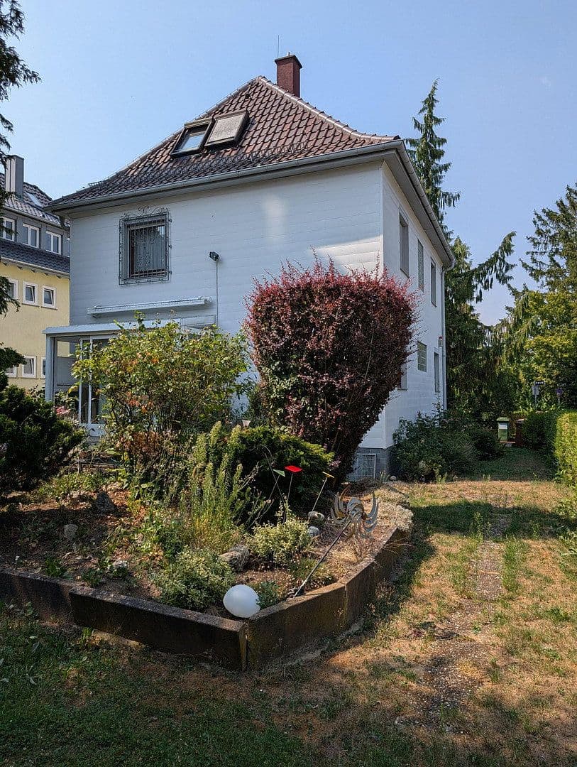 Predaj domu 200 m², pozemok 498 m², Stuttgart, Bádensko-Wurttembersko Predaj domu 200 m², pozemok 498 m², Stuttgart, Bádensko-Wurttembersko