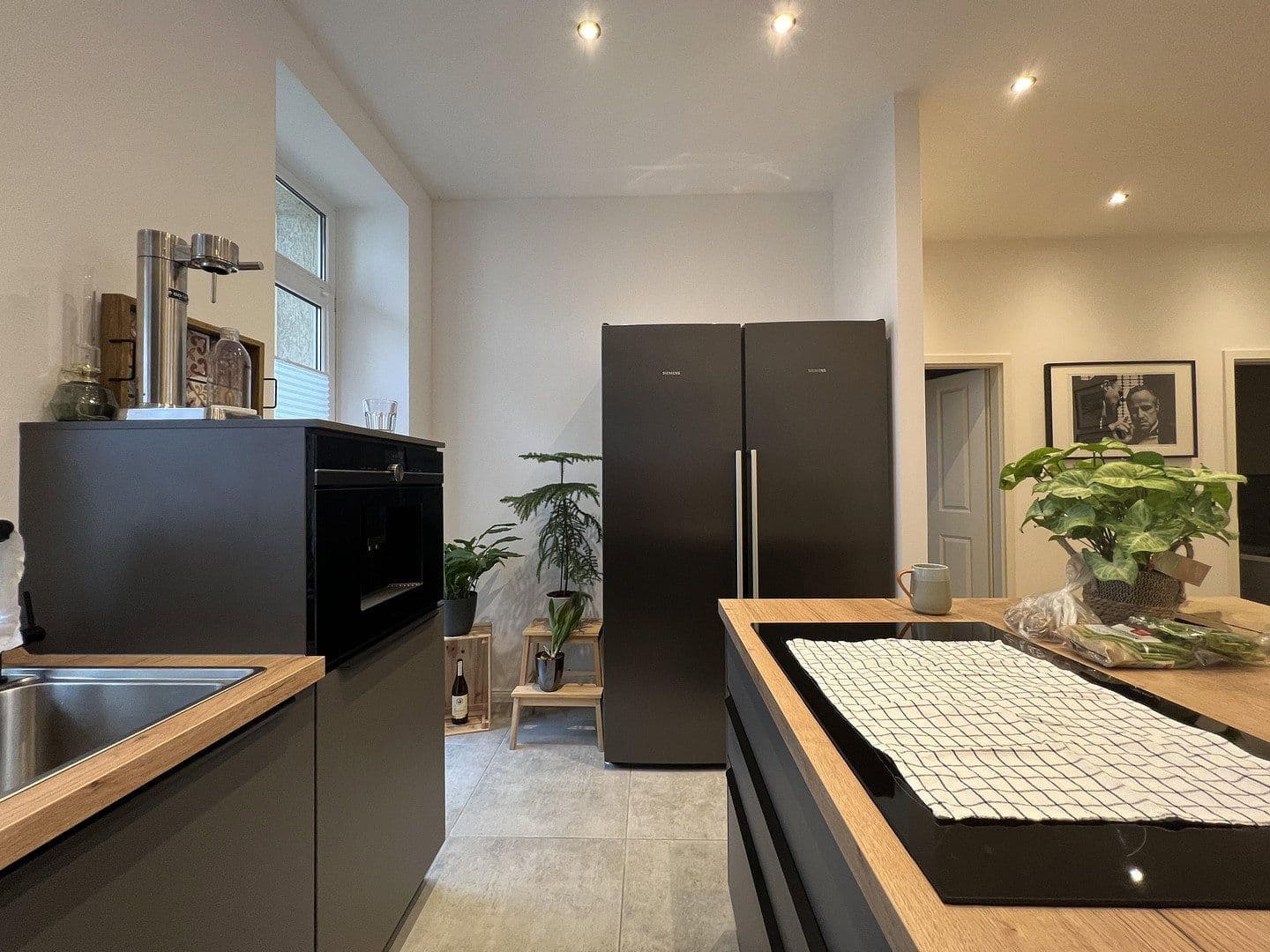 Prenájom bytu 4-izbový 96 m², Barbarossastraße 86, Chemnitz, Sasko Prenájom bytu 4-izbový 96 m², Barbarossastraße 86, Chemnitz, Sasko