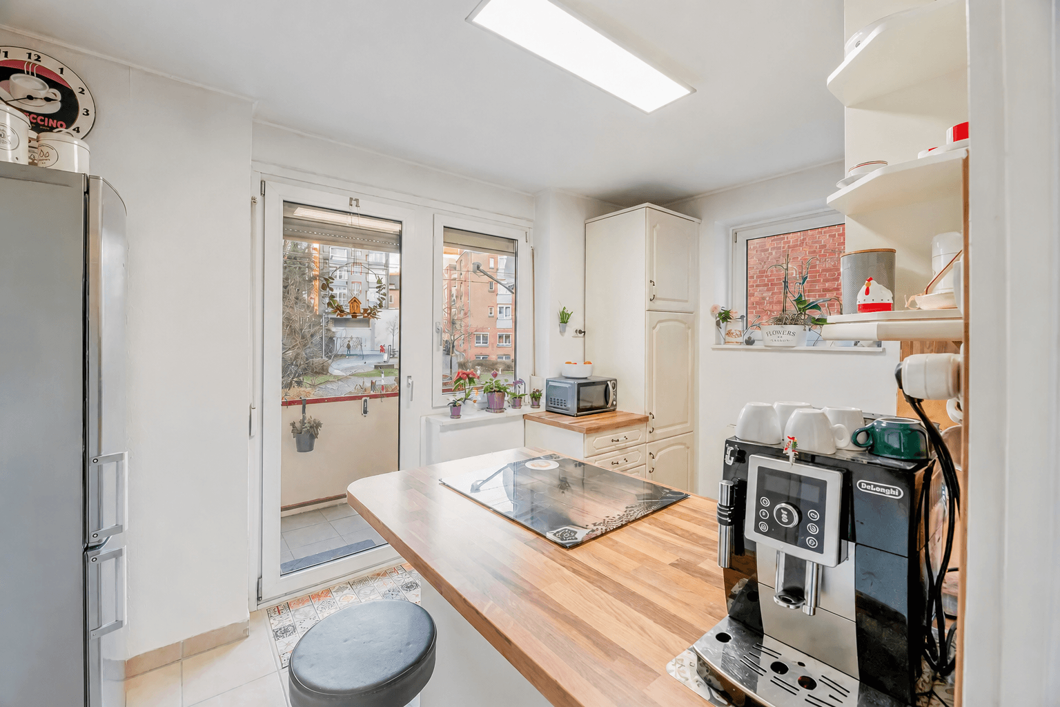 Prenájom bytu 3-izbový 82 m², Rötestraße 65, Stuttgart, Bádensko-Wurttembersko Prenájom bytu 3-izbový 82 m², Rötestraße 65, Stuttgart, Bádensko-Wurttembersko