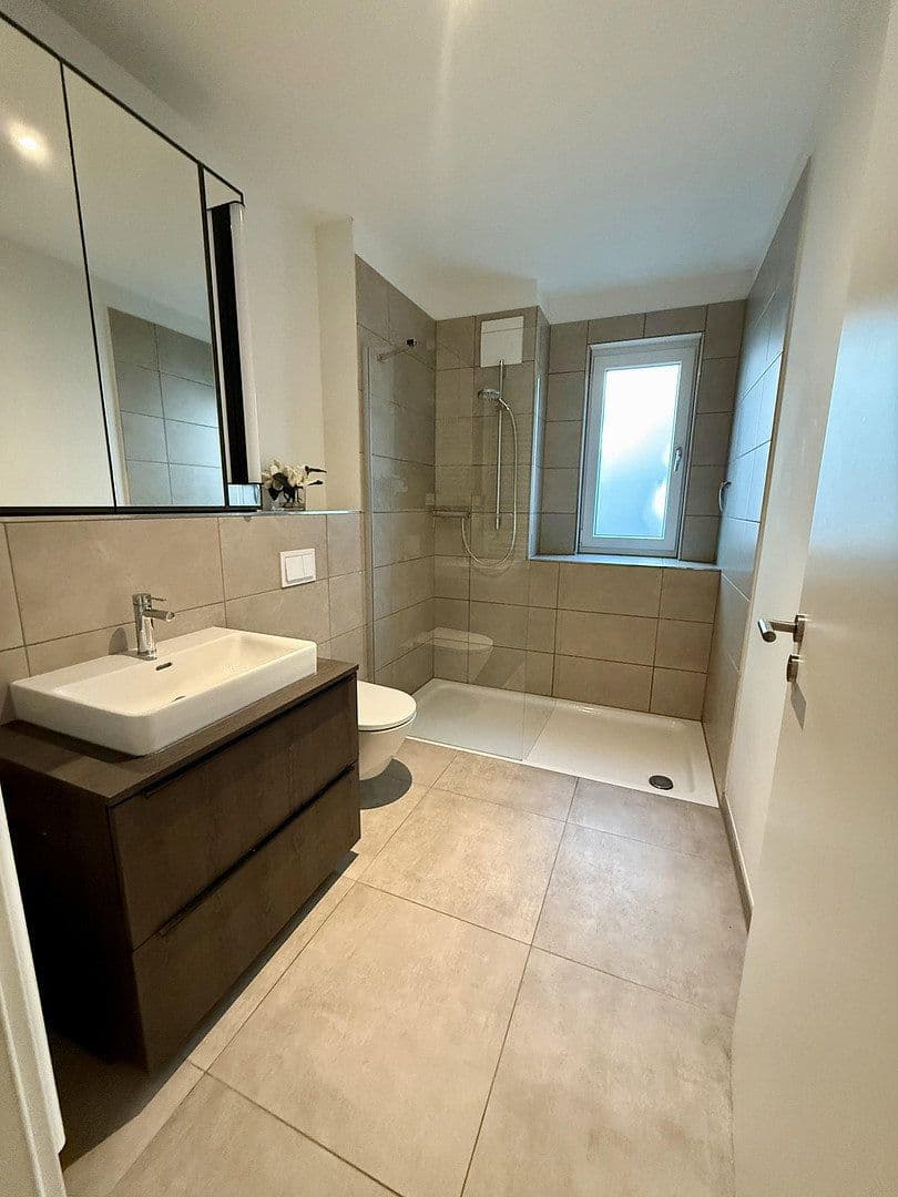 Prenájom bytu 4-izbový 149 m², Uhlenhorster Weg 31A, Hamburg, Hamburg Prenájom bytu 4-izbový 149 m², Uhlenhorster Weg 31A, Hamburg, Hamburg