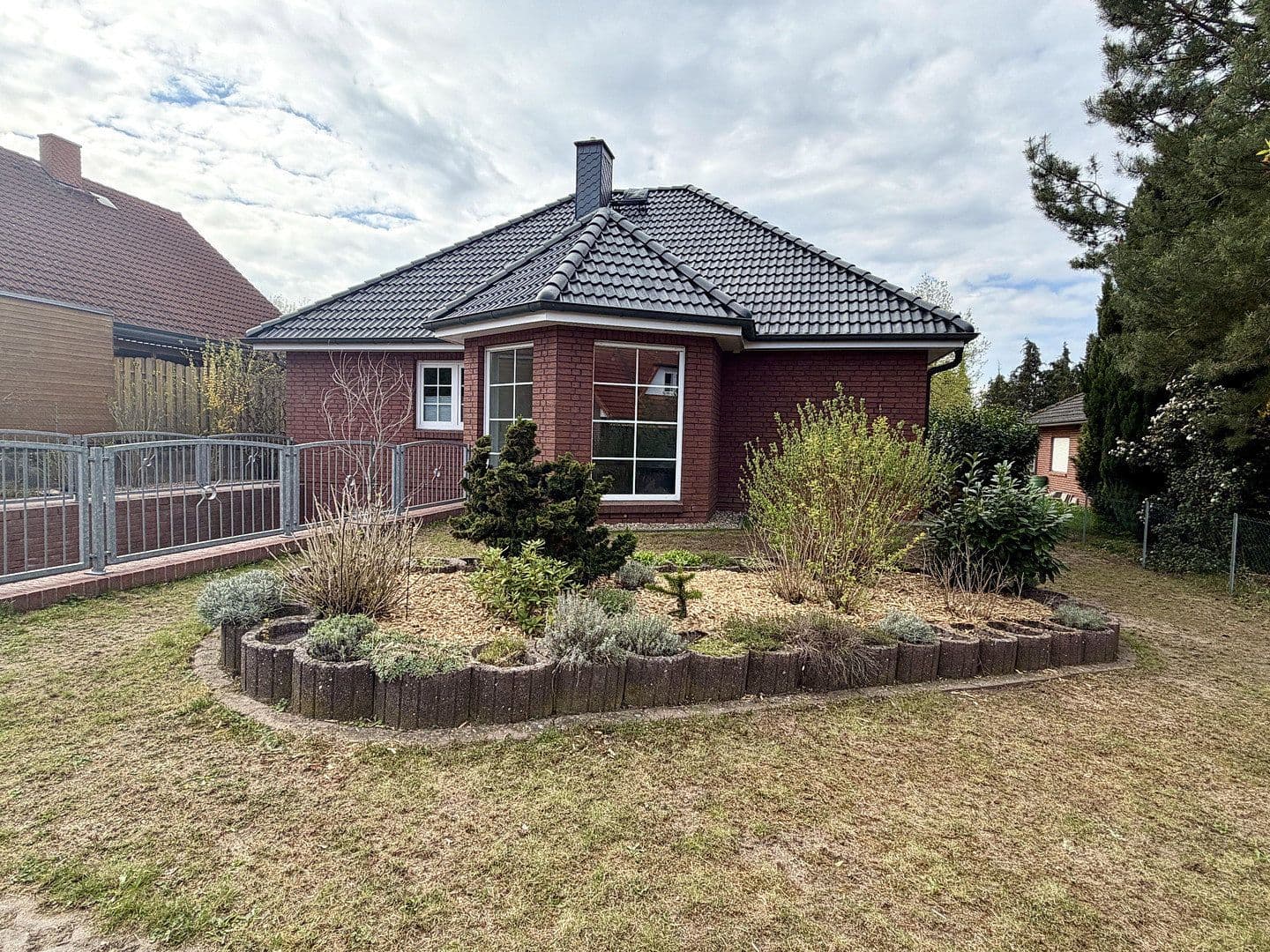 Prenájom domu 125 m², pozemok 780 m², Pferdekoppel 14, Neetze, Dolné Sasko Prenájom domu 125 m², pozemok 780 m², Pferdekoppel 14, Neetze, Dolné Sasko