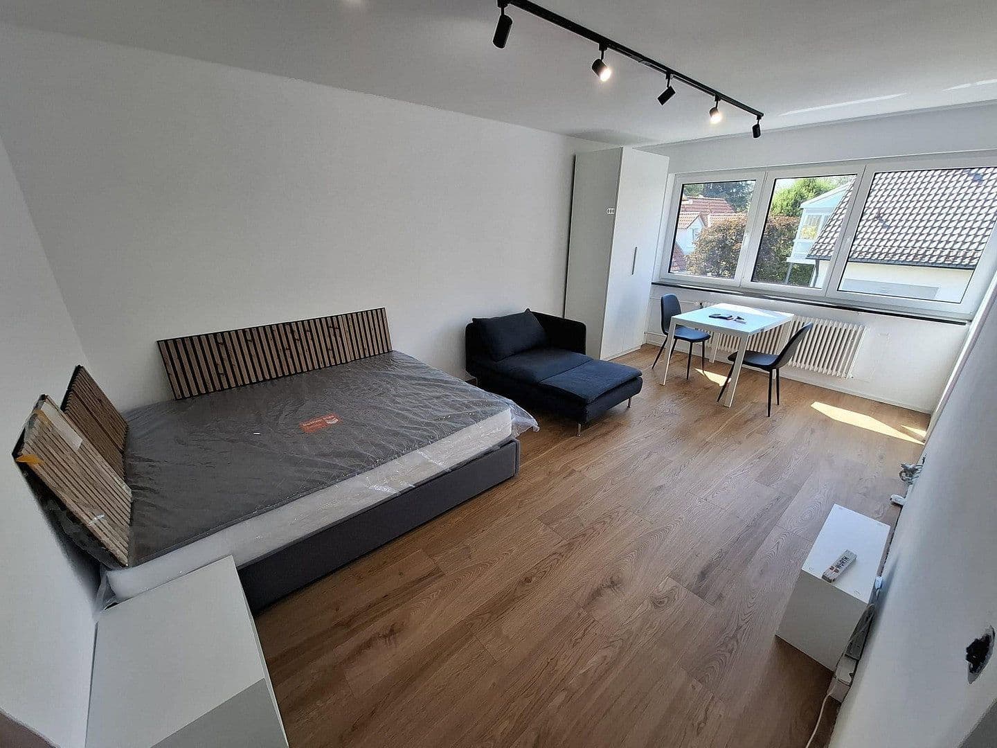 Prenájom bytu 1-izbový 31 m², Müchen, Bavorsko Prenájom bytu 1-izbový 31 m², Müchen, Bavorsko