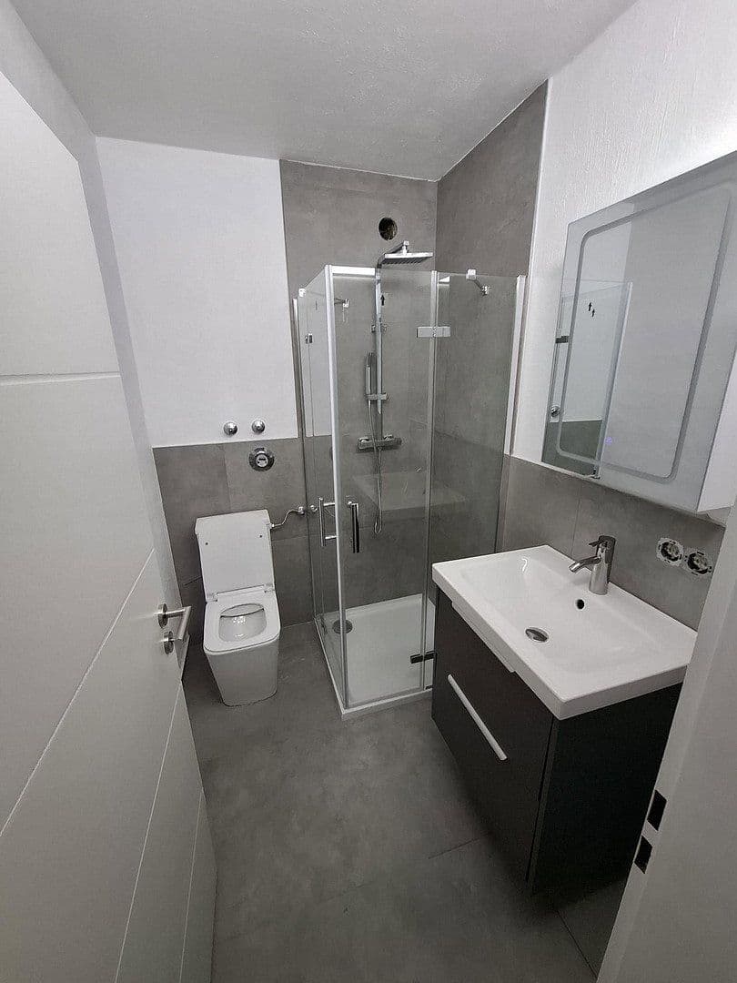 Prenájom bytu 1-izbový 31 m², Müchen, Bavorsko Prenájom bytu 1-izbový 31 m², Müchen, Bavorsko