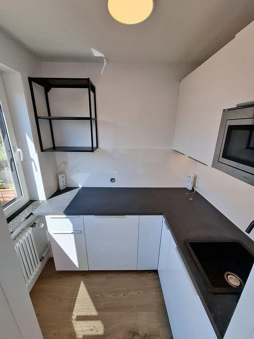 Prenájom bytu 1-izbový 31 m², Müchen, Bavorsko Prenájom bytu 1-izbový 31 m², Müchen, Bavorsko