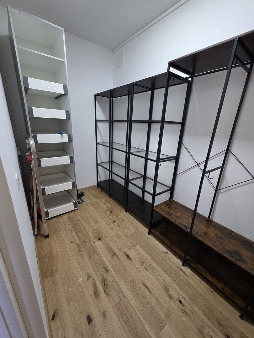 Prenájom bytu 3-izbový 52 m², Jeneweingasse, Wien, Viedeň Prenájom bytu 3-izbový 52 m², Jeneweingasse, Wien, Viedeň
