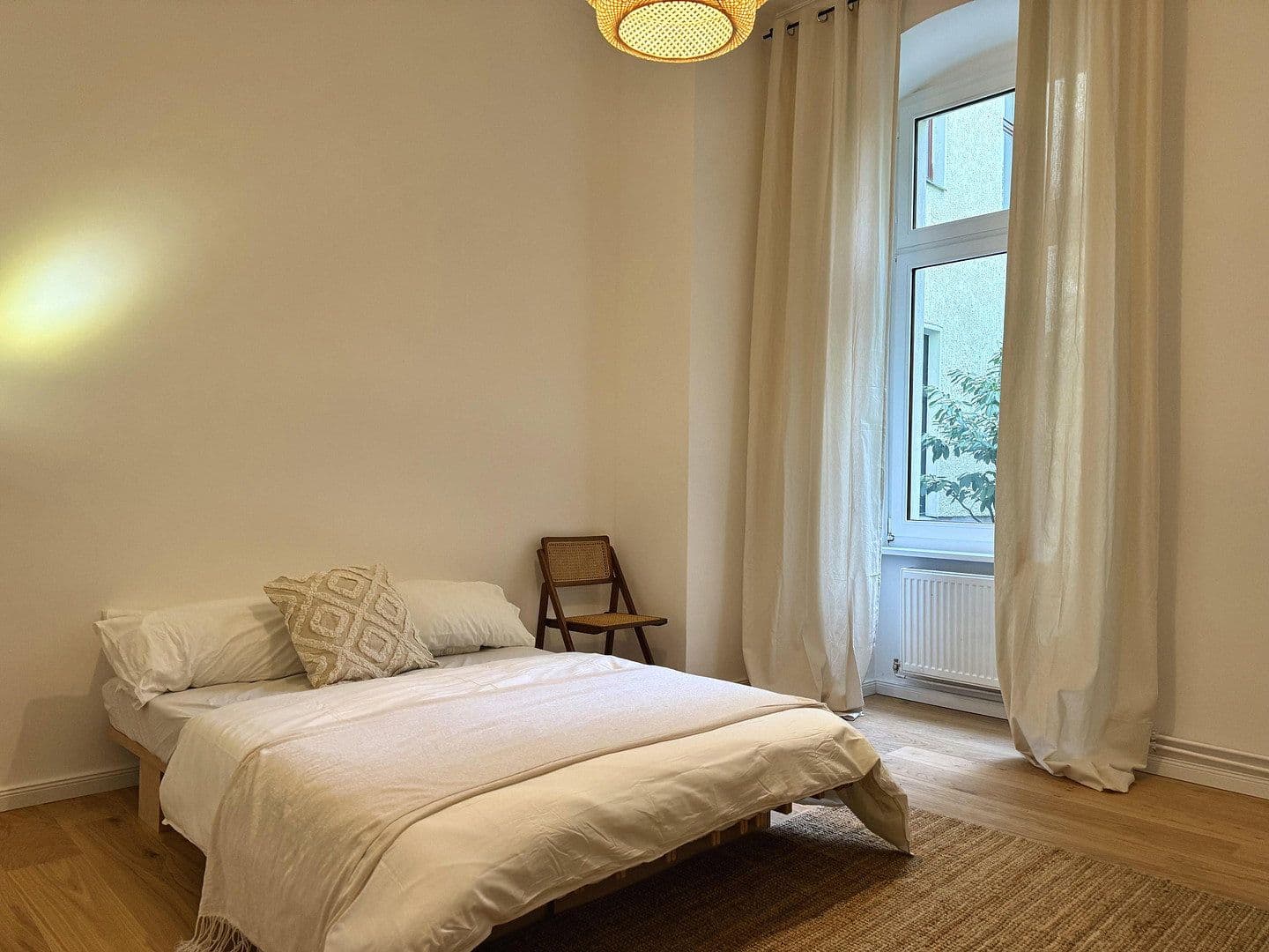 Predaj bytu 1-izbový 27 m², Berlin, Berlín Predaj bytu 1-izbový 27 m², Berlin, Berlín