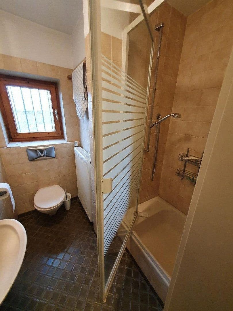 Prenájom domu 240 m², pozemok 800 m², Hinter den Gärten 7, Wertingen, Bavorsko Prenájom domu 240 m², pozemok 800 m², Hinter den Gärten 7, Wertingen, Bavorsko