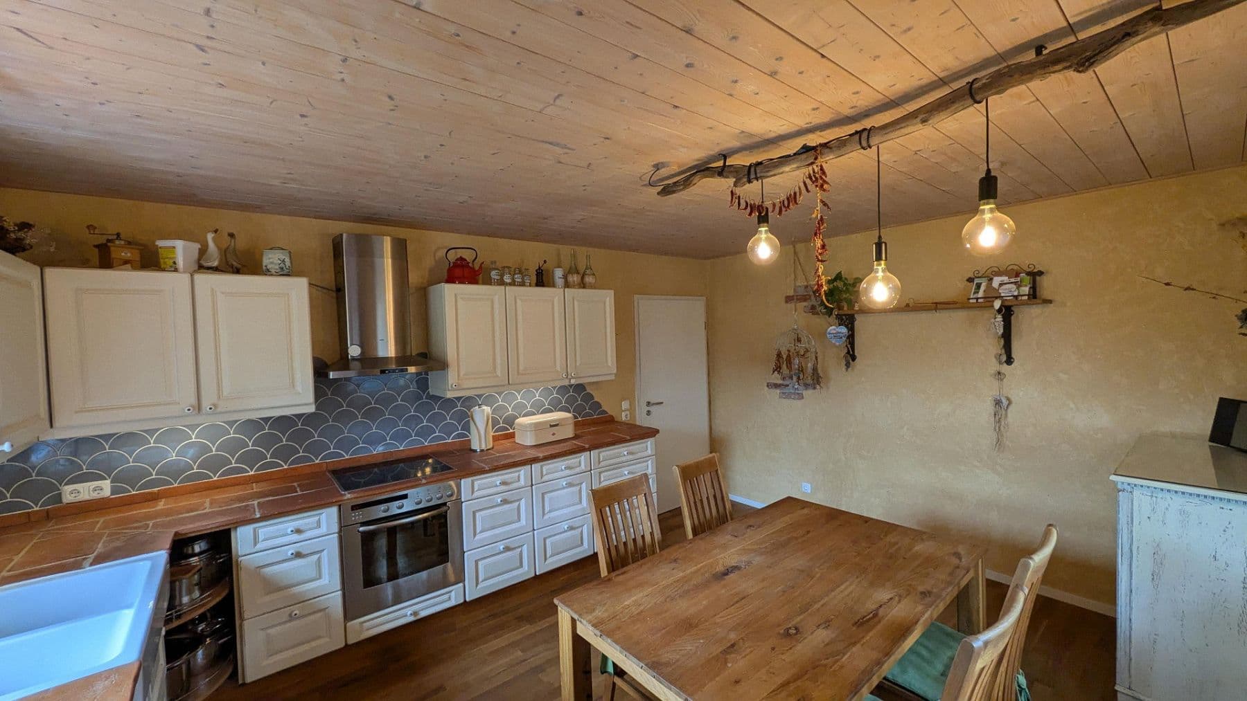 Predaj domu 207 m², pozemok 1.091 m², Chemnitz, Sasko Predaj domu 207 m², pozemok 1.091 m², Chemnitz, Sasko