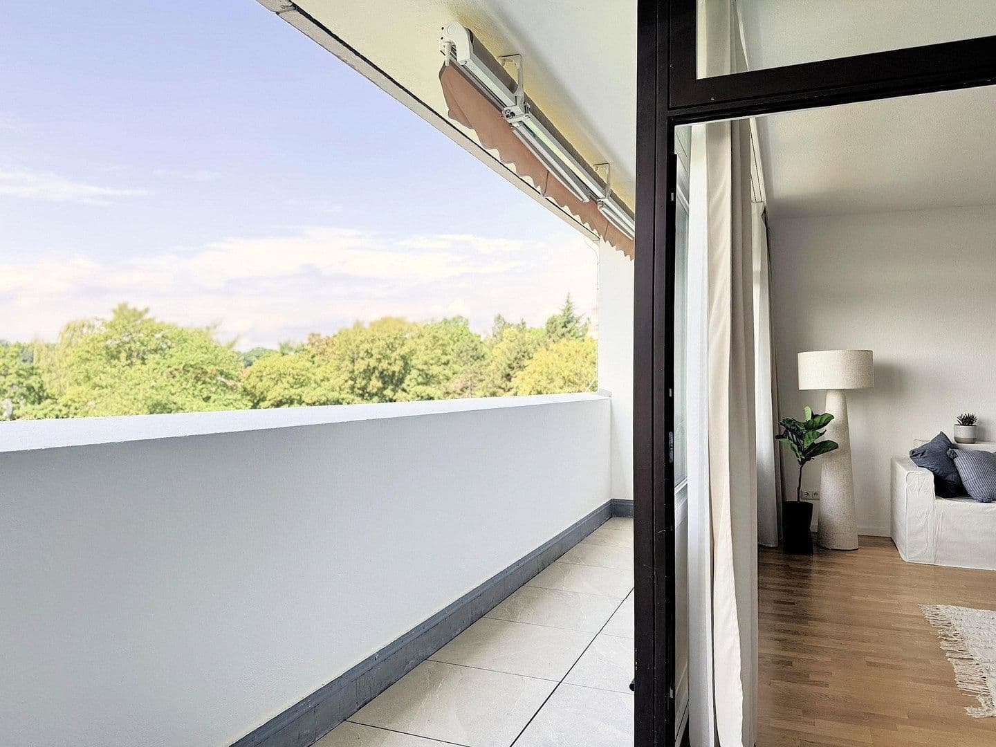 Predaj bytu 2-izbový 63 m², Wiesbaden-Dotzheim, Hesensko Predaj bytu 2-izbový 63 m², Wiesbaden-Dotzheim, Hesensko