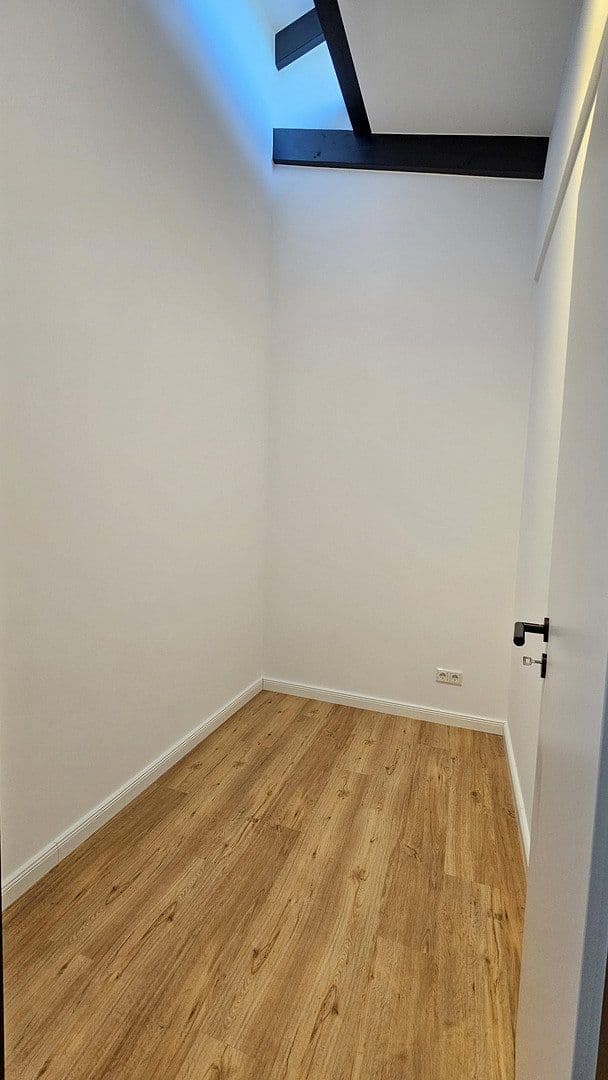 Prenájom domu 105 m², pozemok 140 m², Delmenhorst, Dolné Sasko Prenájom domu 105 m², pozemok 140 m², Delmenhorst, Dolné Sasko