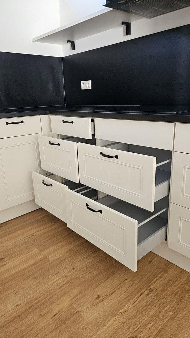 Prenájom domu 105 m², pozemok 140 m², Delmenhorst, Dolné Sasko Prenájom domu 105 m², pozemok 140 m², Delmenhorst, Dolné Sasko