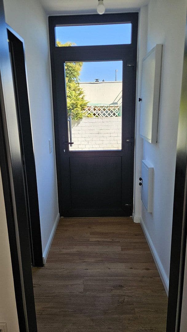 Prenájom domu 105 m², pozemok 140 m², Delmenhorst, Dolné Sasko Prenájom domu 105 m², pozemok 140 m², Delmenhorst, Dolné Sasko