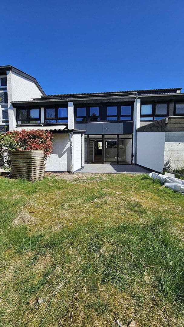 Prenájom domu 105 m², pozemok 140 m², Delmenhorst, Dolné Sasko Prenájom domu 105 m², pozemok 140 m², Delmenhorst, Dolné Sasko