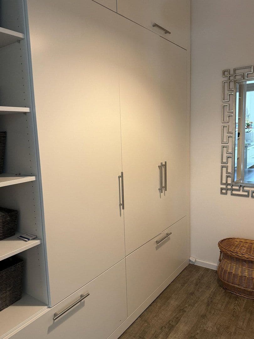 Predaj bytu 3-izbový 127 m², Berlin, Berlín Predaj bytu 3-izbový 127 m², Berlin, Berlín