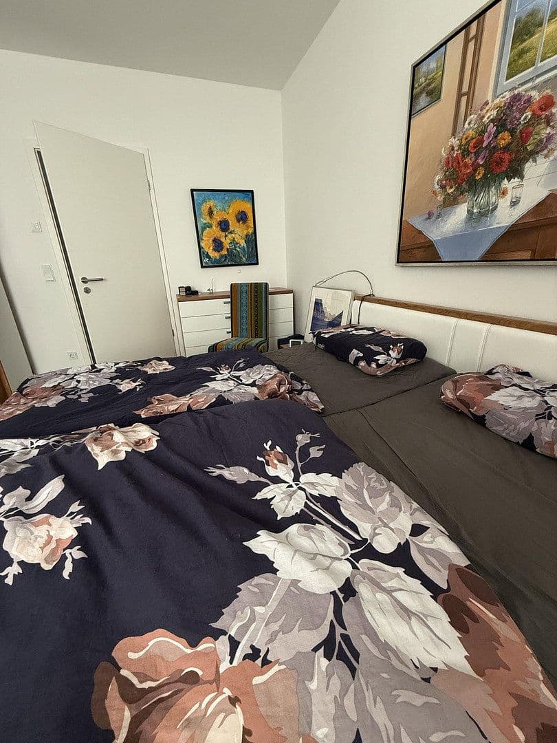 Predaj bytu 3-izbový 127 m², Berlin, Berlín Predaj bytu 3-izbový 127 m², Berlin, Berlín