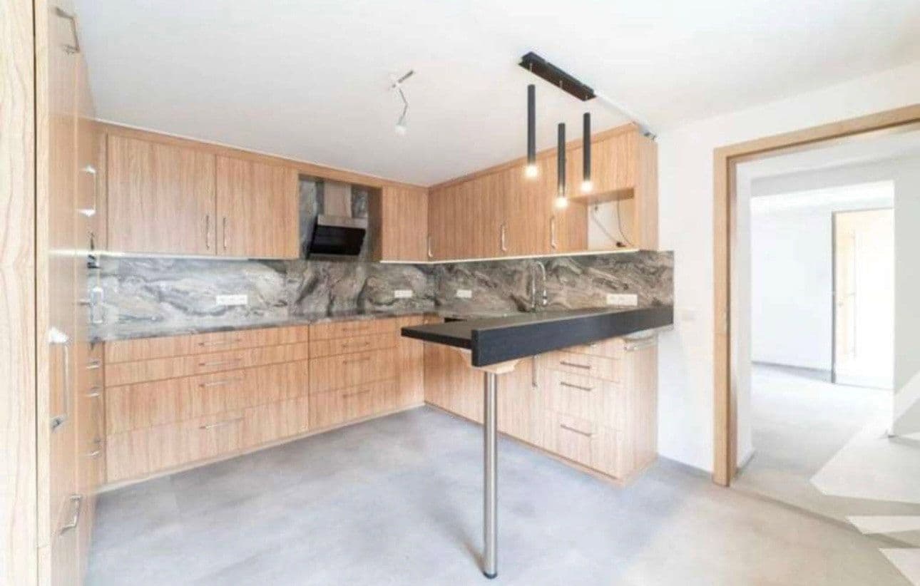 Predaj domu 231 m², pozemok 431 m², Scharnitz, Tirolsko Predaj domu 231 m², pozemok 431 m², Scharnitz, Tirolsko