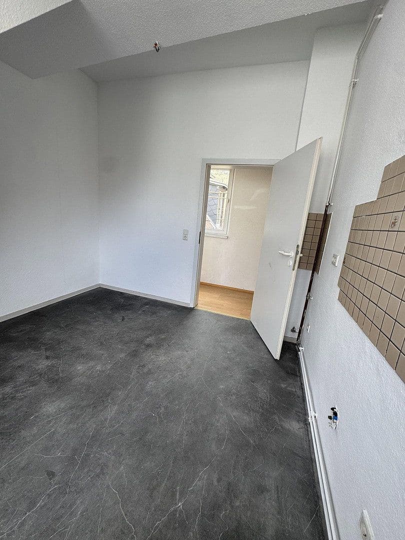 Prenájom bytu 2-izbový 48 m², Lenaustraße 22, Mannheim, Bádensko-Wurttembersko Prenájom bytu 2-izbový 48 m², Lenaustraße 22, Mannheim, Bádensko-Wurttembersko