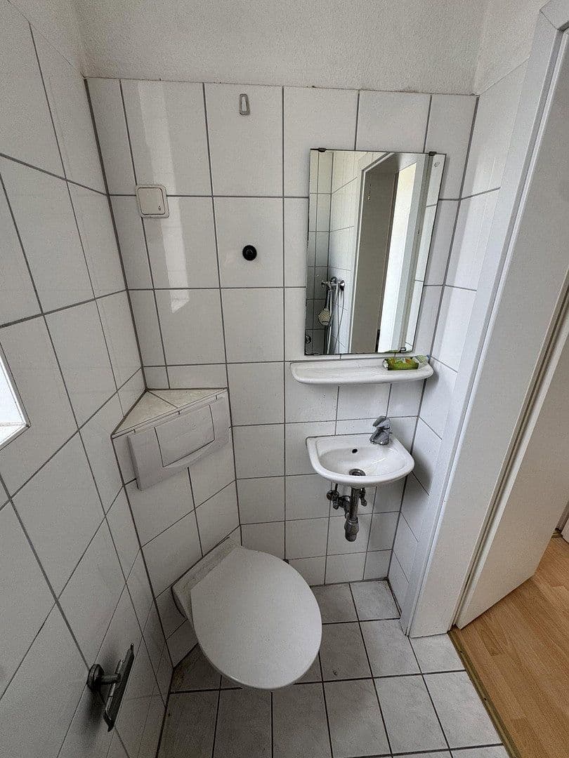 Prenájom bytu 2-izbový 48 m², Lenaustraße 22, Mannheim, Bádensko-Wurttembersko Prenájom bytu 2-izbový 48 m², Lenaustraße 22, Mannheim, Bádensko-Wurttembersko