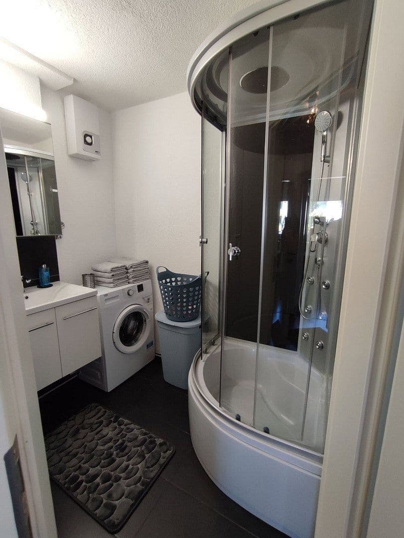 Prenájom bytu 2-izbový 51 m², Roseggerstraße 23, Innsbruck, Tirolsko Prenájom bytu 2-izbový 51 m², Roseggerstraße 23, Innsbruck, Tirolsko