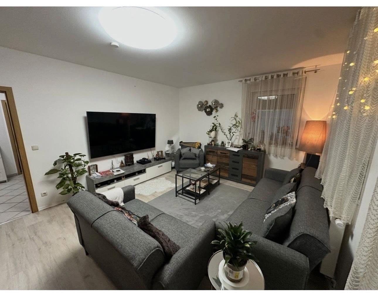 Prenájom bytu 2-izbový 63 m², Pettendorf, Bavorsko Prenájom bytu 2-izbový 63 m², Pettendorf, Bavorsko